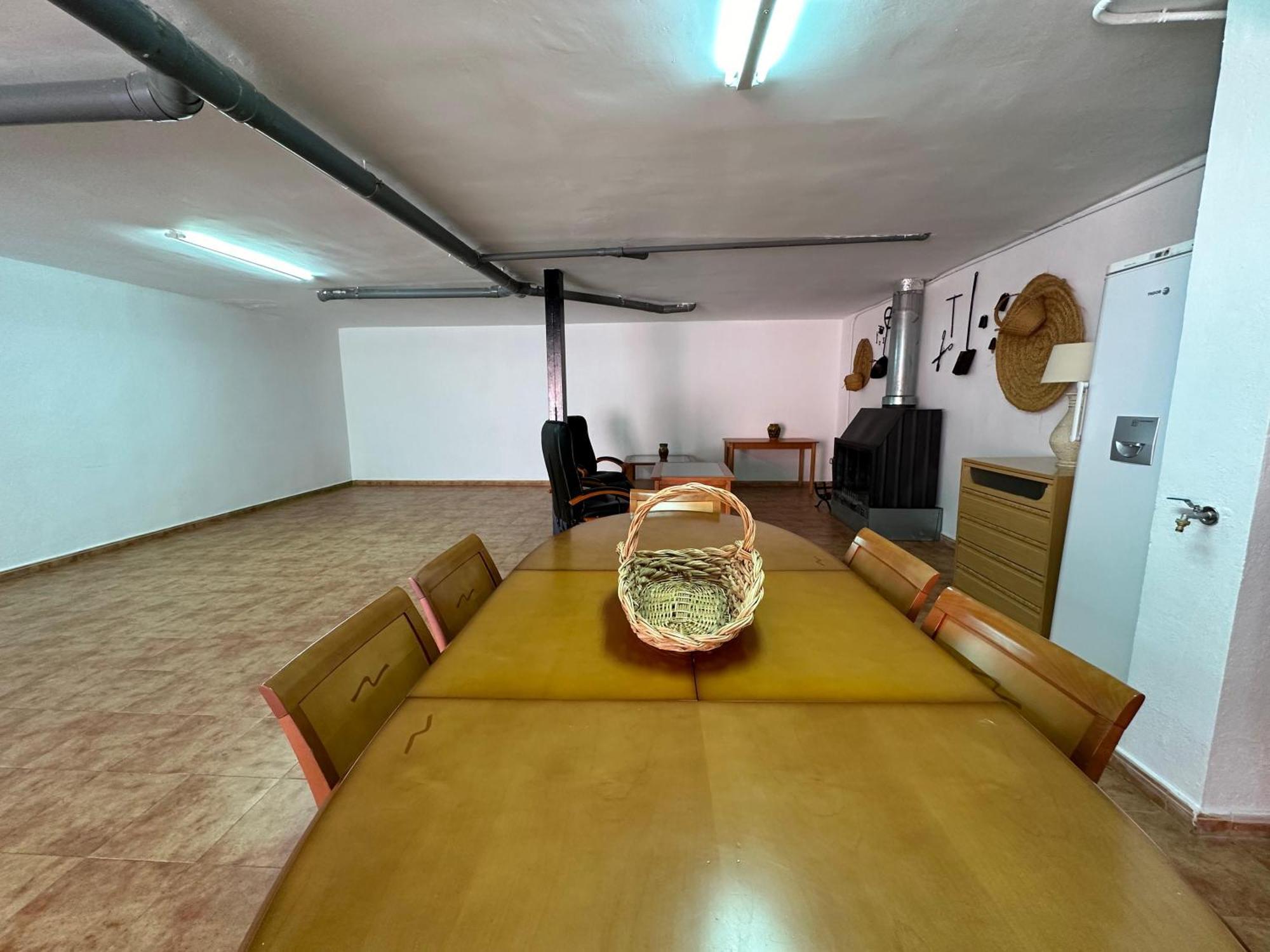 Villa Casa Grande De Tres Plantas Con Parking Gratis Linares  Esterno foto