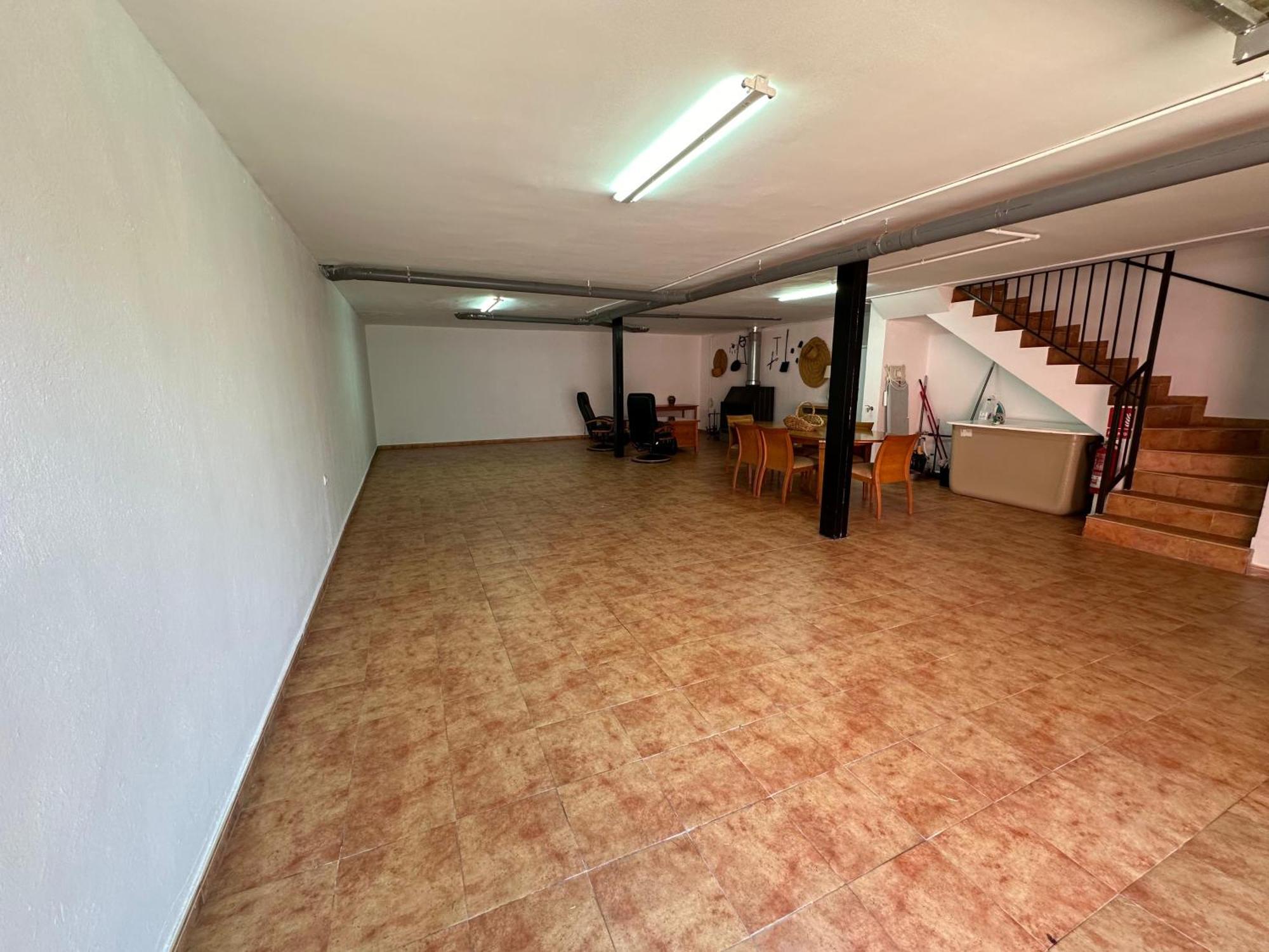 Villa Casa Grande De Tres Plantas Con Parking Gratis Linares  Esterno foto